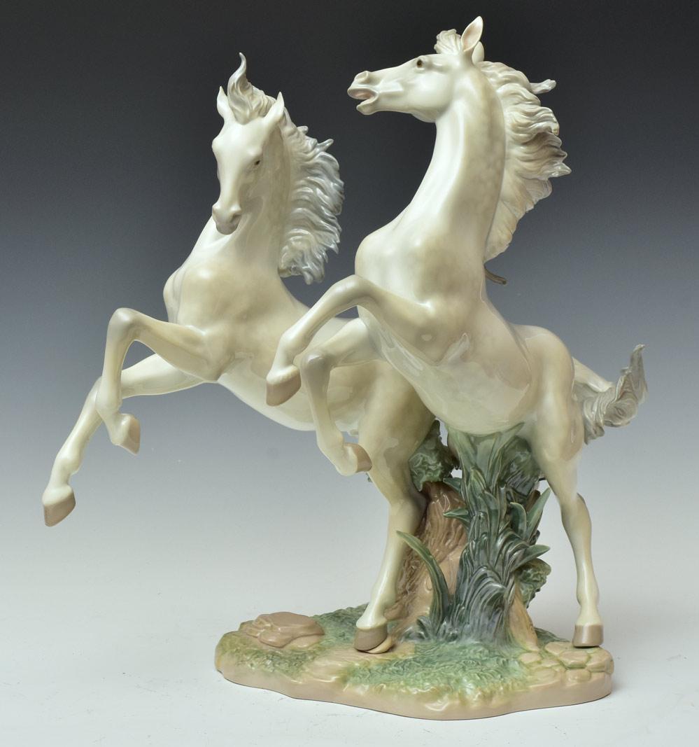Lladro Porcelain Rearing Horse Statue (1 of 3)