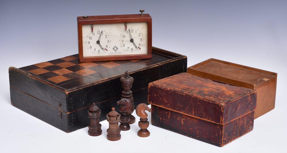 English Turned Wood Chess Set (1 of 4)