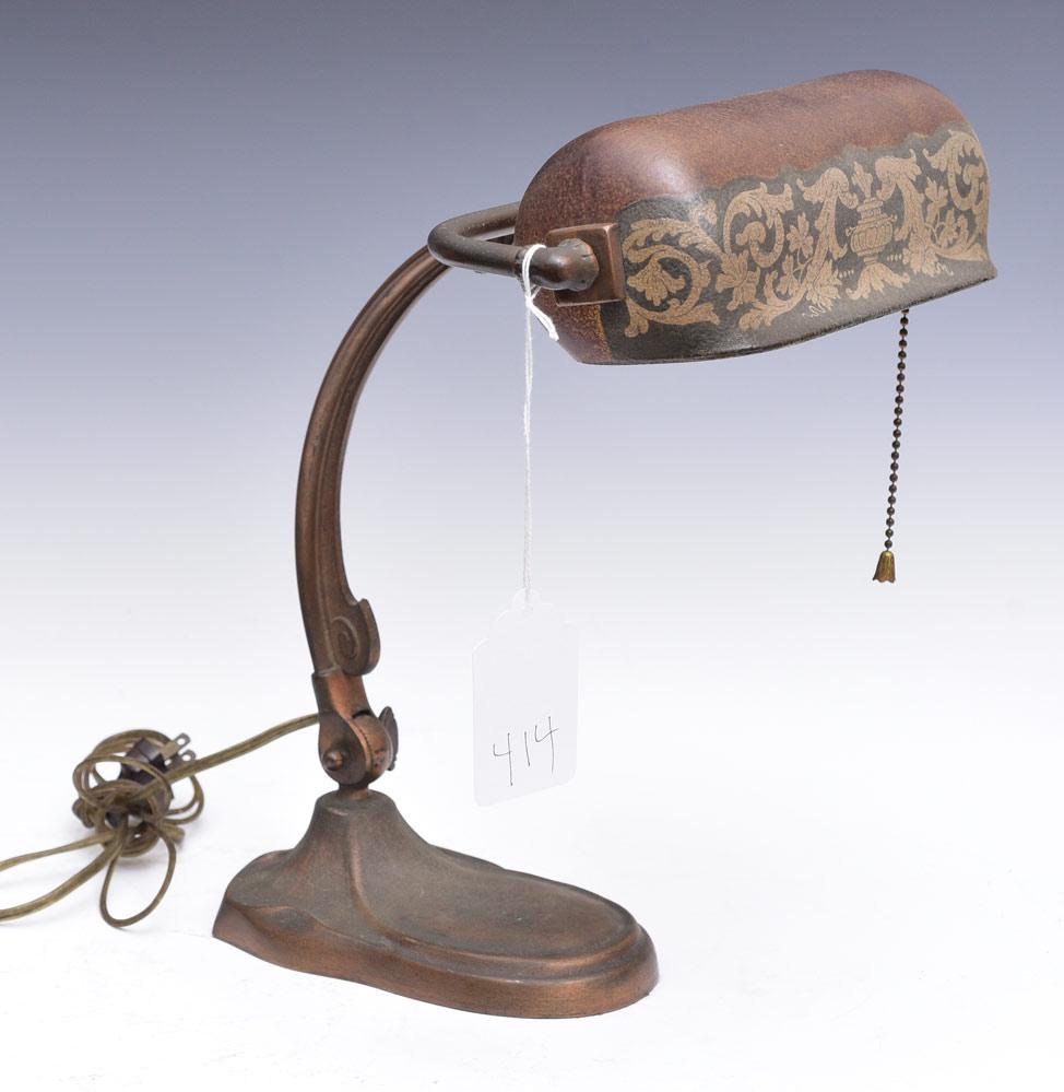 Handel Desk Lamp (1 of 3)