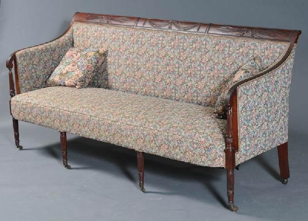 FEDERAL MAHOGANY SOFA possibly Duncan Phyfe New Yo: FEDERAL MAHOGANY SOFA possibly Duncan Phyfe New York City 78" x 32" x 38" early 19th century