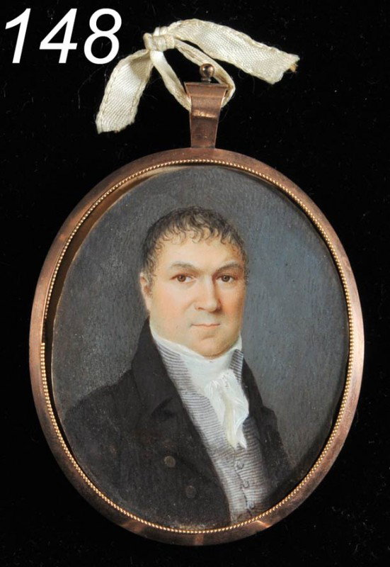 AMERICAN SCHOOL PORTRAIT MINIATURE of a gentleman : AMERICAN SCHOOL PORTRAIT MINIATURE of a gentleman open "hair locket" back 2 3/4" x 2" circa 1800