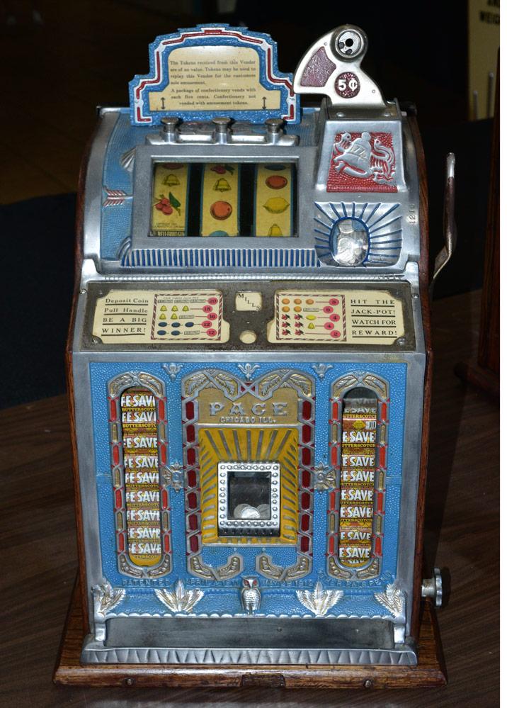 Pace Liberty Bell Candy Vending Slot Machine (1 of 7)