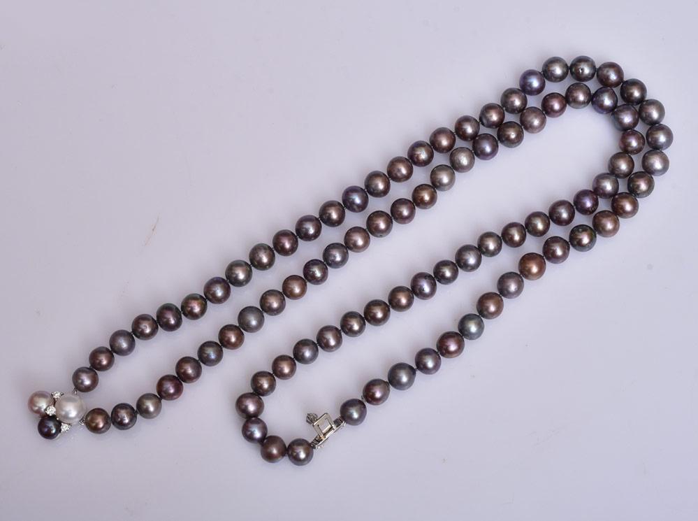 Seaman Schepps Tahitian Pearl Necklace (1 of 3)