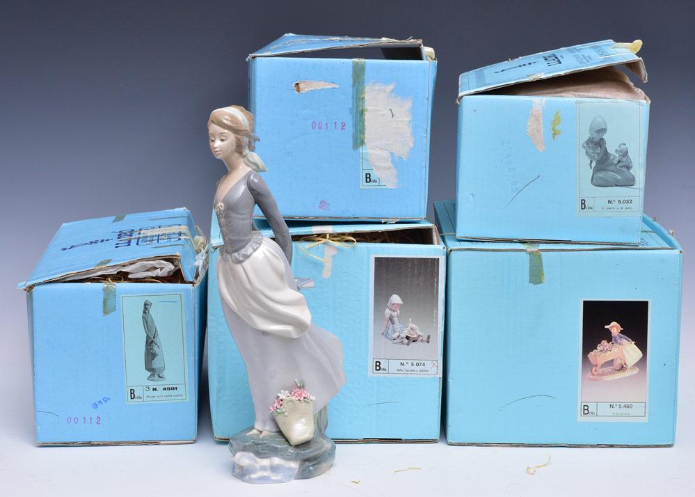 LLadro Porcelain Figures (5) (1 of 3)