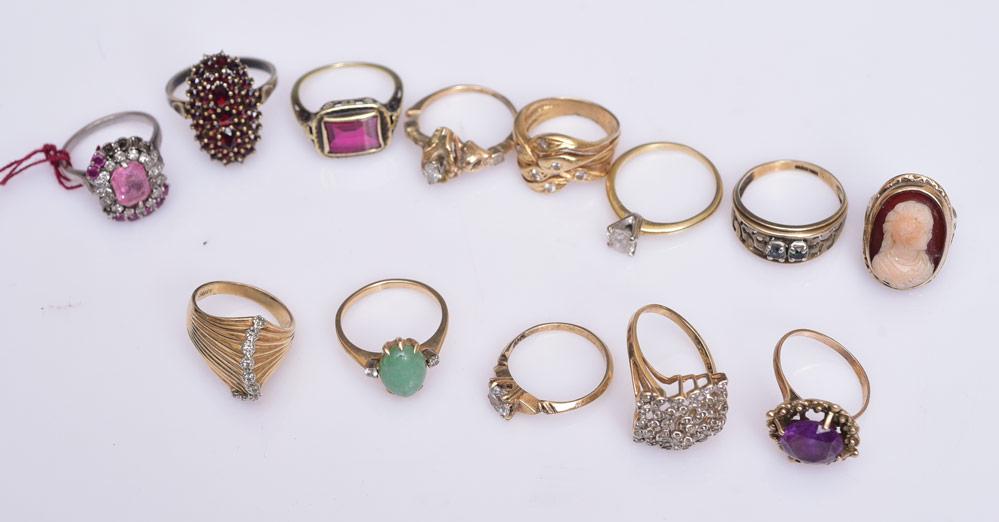 Group of (13) Gold Rings (1 of 1)