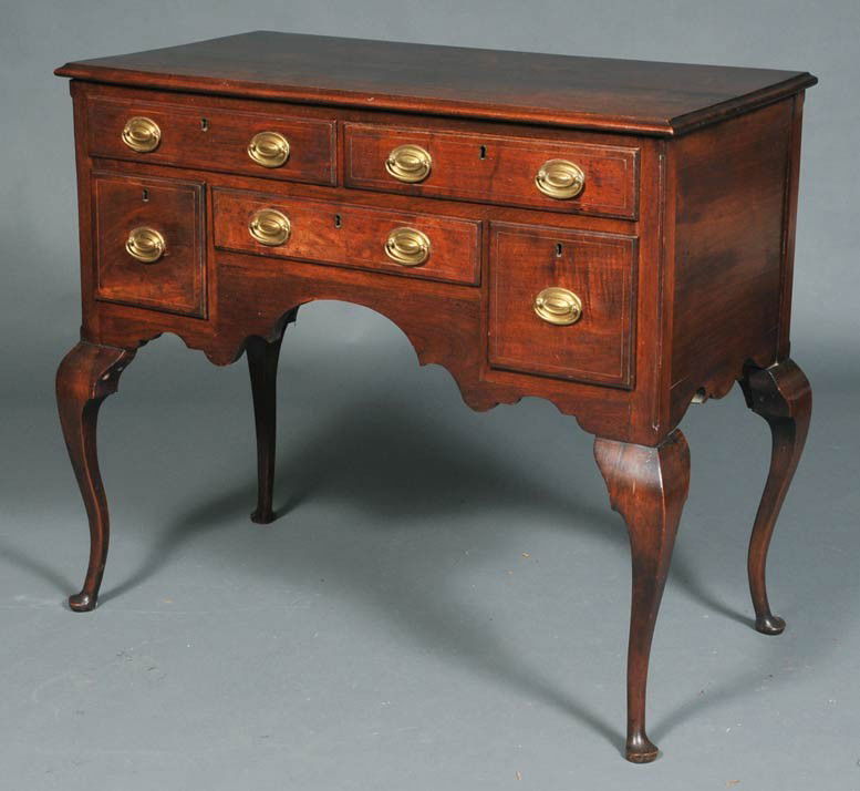 FEDERAL STYLE WALNUT SERVER benchmade 36"x33"x19": FEDERAL STYLE WALNUT SERVER benchmade 36"x33"x19" late 19th century