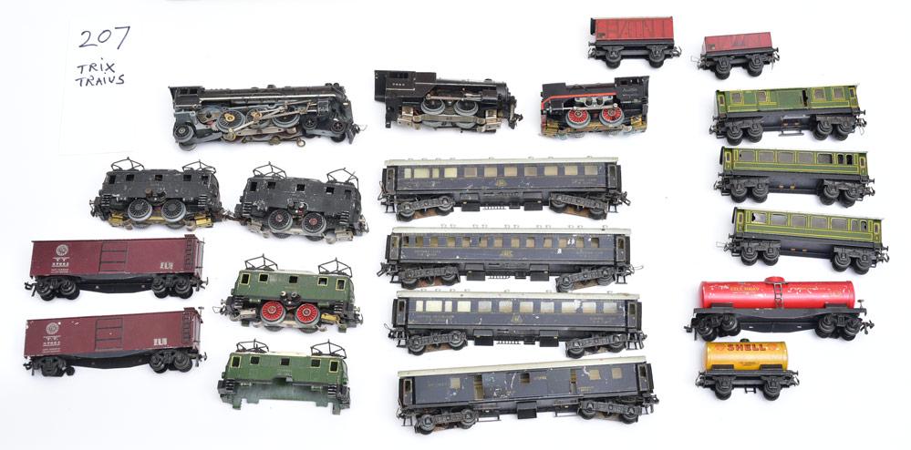 Trix H.O. Train Set (1 of 3)