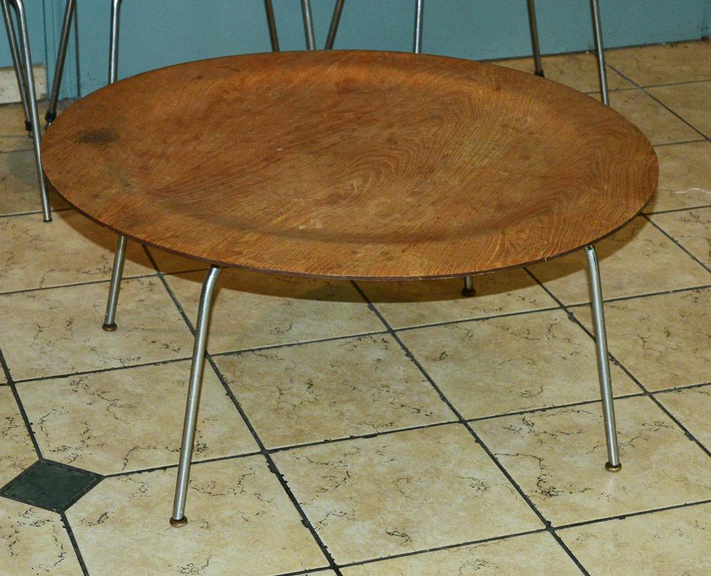 Herman Miller Coffee Table (1 of 2)