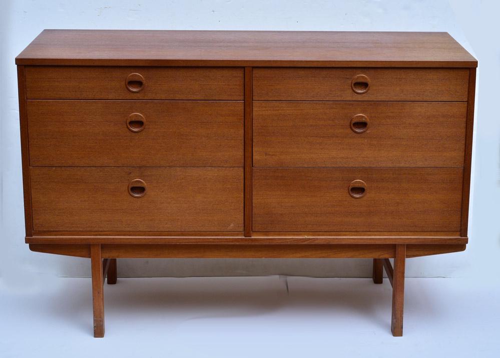 Danish Modern Chest of Drawers (1 of 2)