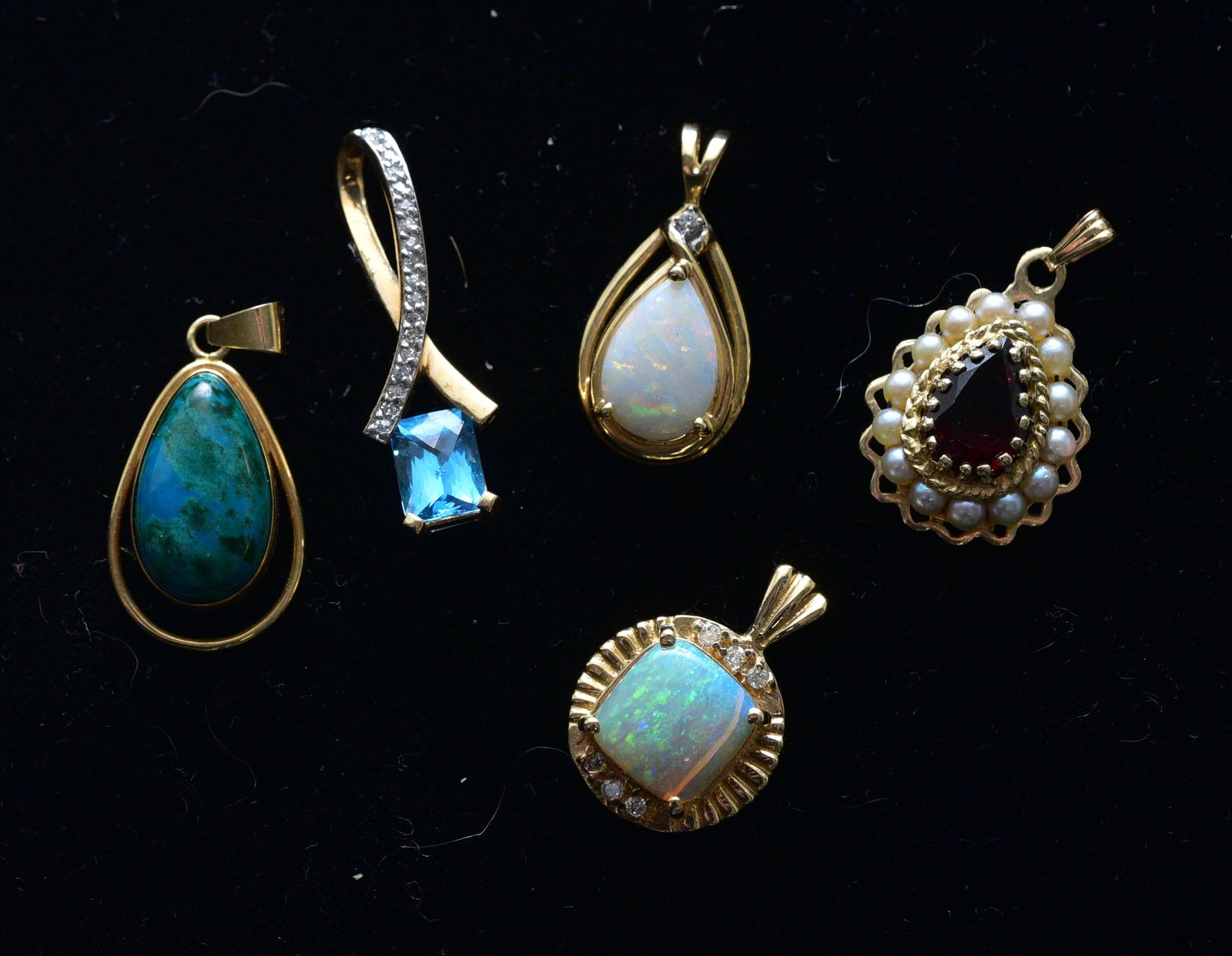 (5) 14k gold pendants (1 of 2)