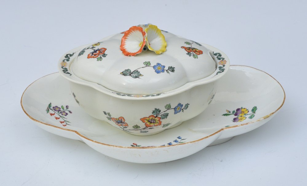 attributed to Chantilly Porcelain Tureen and Associated Underplate (1 of 5)