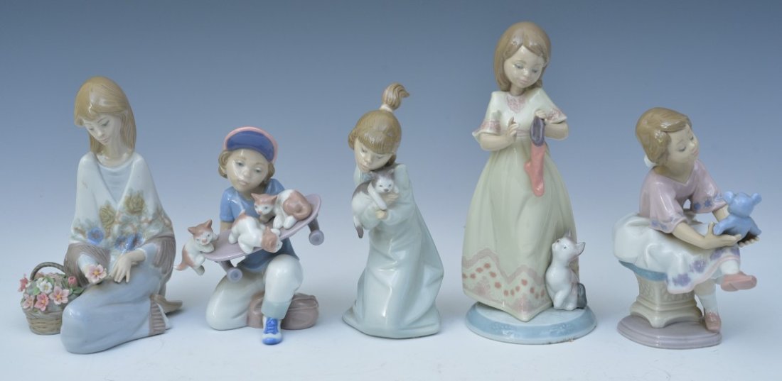 Lladro Figures (5) (1 of 1)