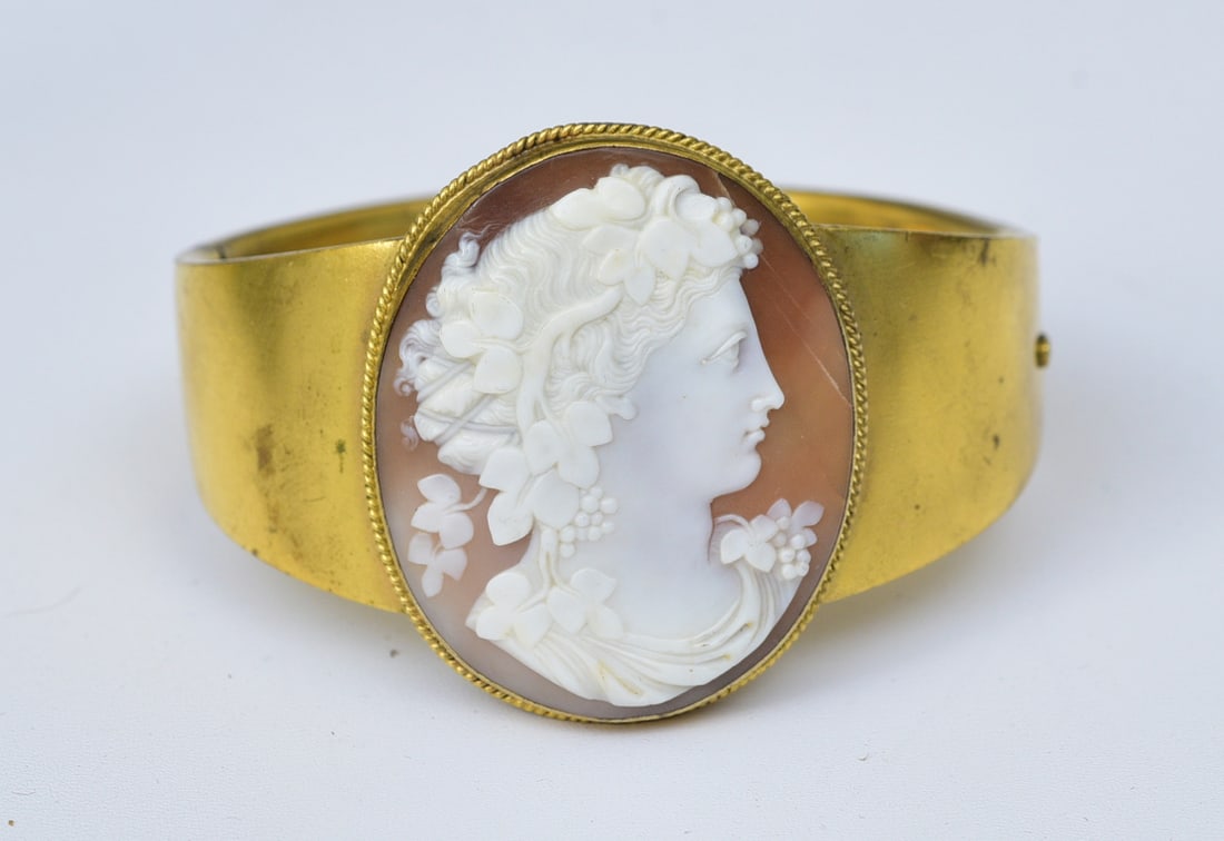 Victorian Cameo Cuff Bracelet Circa 1860 (1 of 3)