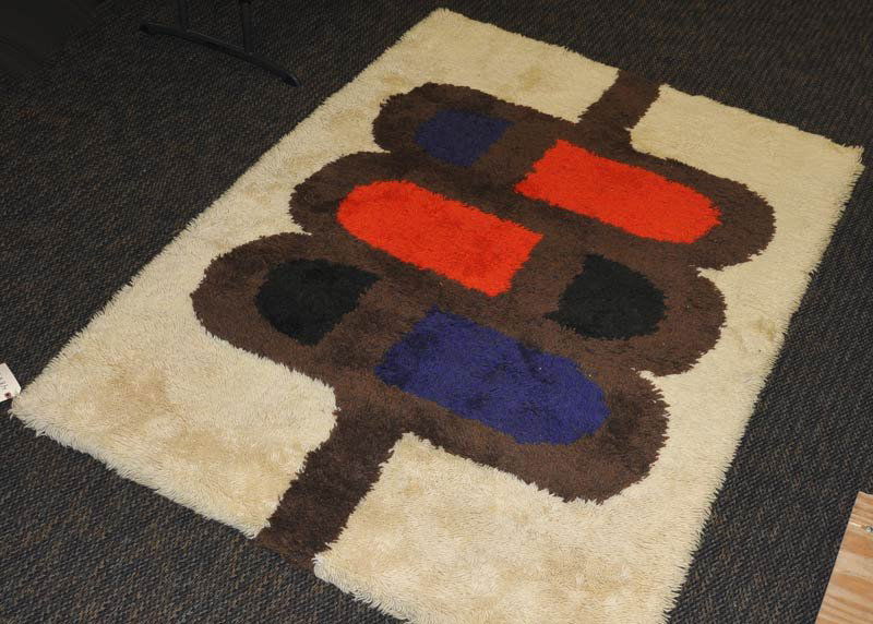 Rya Brasilia Modern Carpet: 4'8" x 6'6" estimate 300/500 $45 Shipping available within the Continental USA . This amount excludes insurance which will be calculated based upon the selling price. All International shipping will b