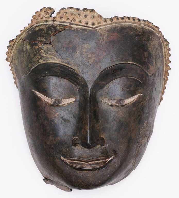 Thai Bronze Buddha Fragment: 10 1/2" high possibly 15th century estimate 1000/1500 $45 Shipping available within the Continental USA . This amount excludes insurance which will be calculated based upon the selling price. All Inte