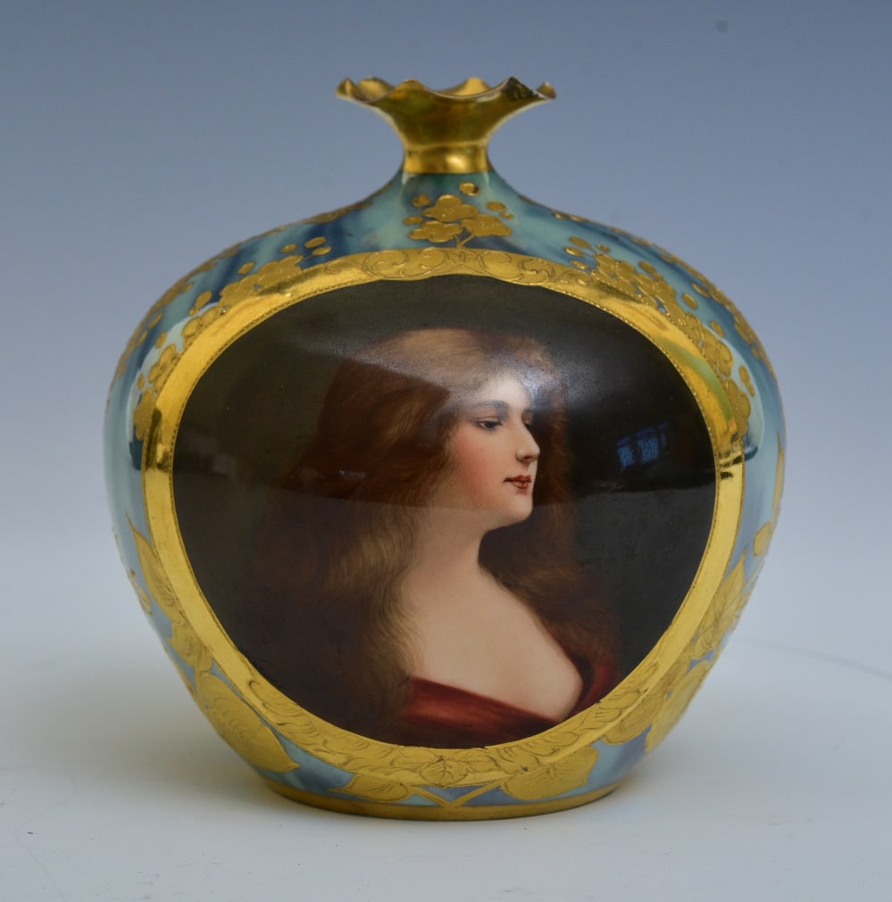 Royal Vienna Portrait Vase with luster ground and applied gilt (1 of 8)