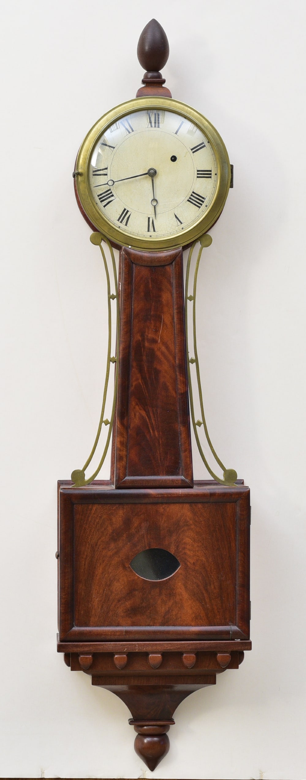 Federal Mahogany Banjo Clock (1 of 11)