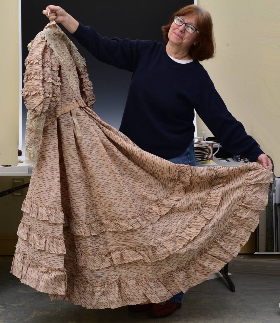 Victorian Pink Lace Up Jacket and Matching Skirt (1 of 5)