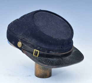 Civil War Infantry Officer's Kepi with eagle I buttons