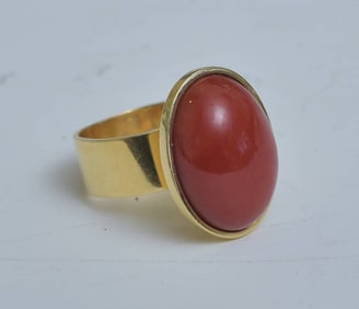 18k Gold Red Coral Cabochon Ring