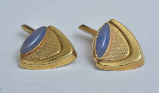 18k Gold Moderne Moonstone Cuff Links: 18k Gold Moderne Moonstone Cuff Links 14mm x 5mm stones, cuffs measure 19mm x 19mm unmarked, but tests 18k gold, weight: 8.4 dwt gross