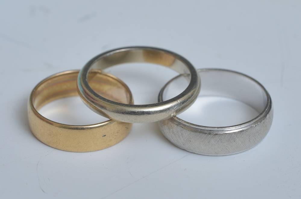 Three Gold Wedding Bands (1 of 1)