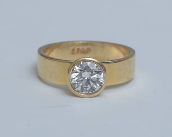 Approximately 1 ct Diamond Solitaire Ring