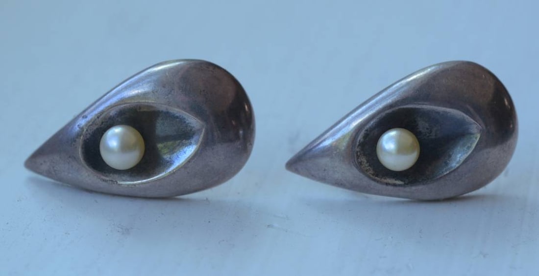 Antonio Pineda Taxco Sterling Silver Earrings (1 of 2)