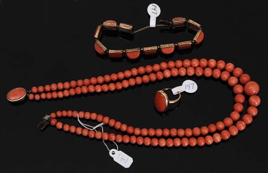 Edwardian Coral Necklace: Coral Ring and Bracelet necklace 15" long estimate 200/300 Shipping available within the Continental USA (excludes insurance) $20. International shippers are responsible for arranging 3rd party shippi