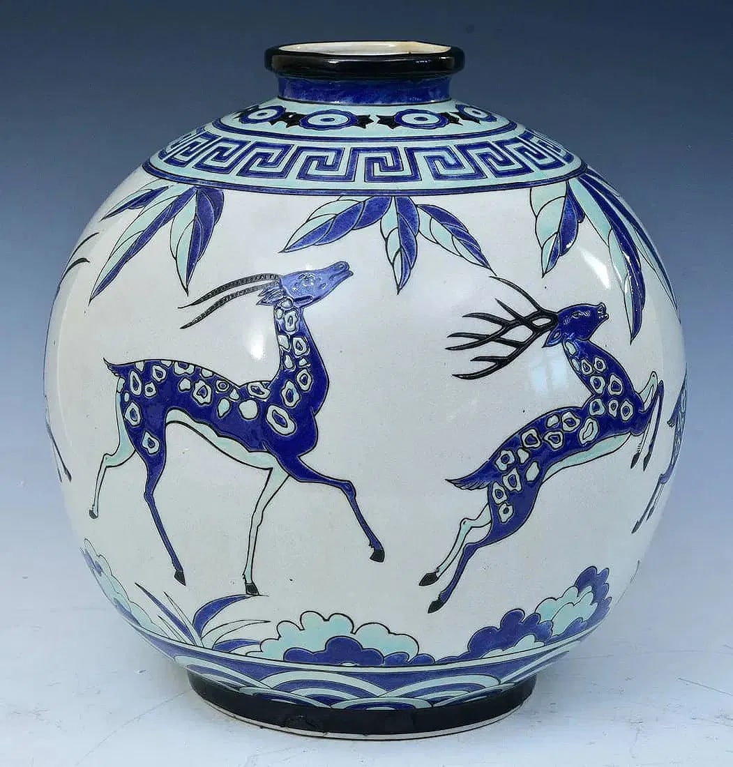 Keralouve Art Deco Gazelle Vase (1 of 2)