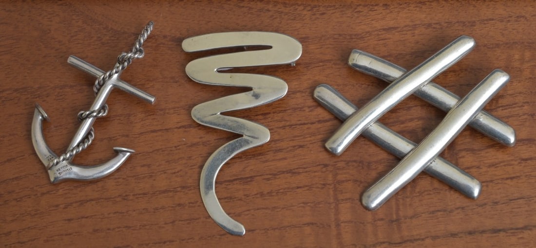 Three Mexican Sterling Silver Pendants/Brooches (1 of 2)