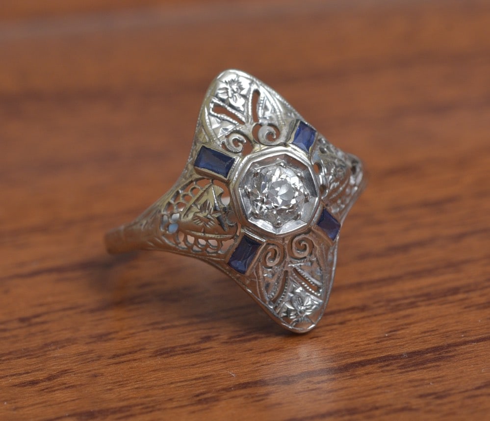Edwardian 18k White Gold Diamond Ring (1 of 6)