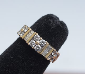 14k Gold Diamond Ring