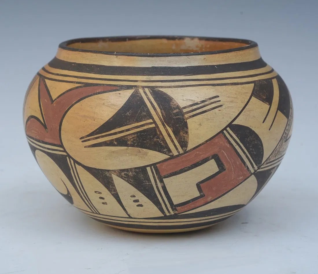 Hopi Polychromed Pot, 7 1/2" diameter (1 of 4)