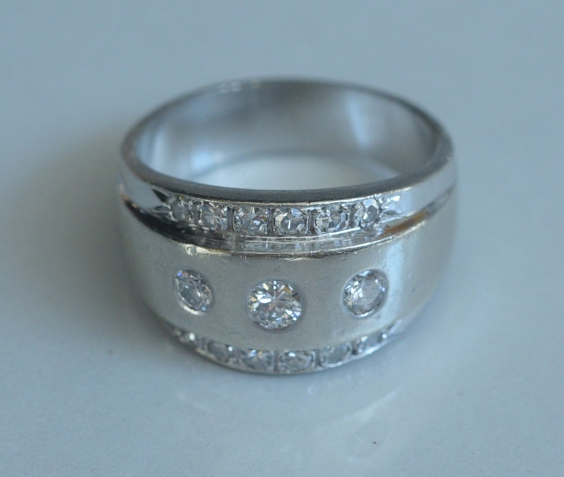 14k Gold Diamond Ring (1 of 2)