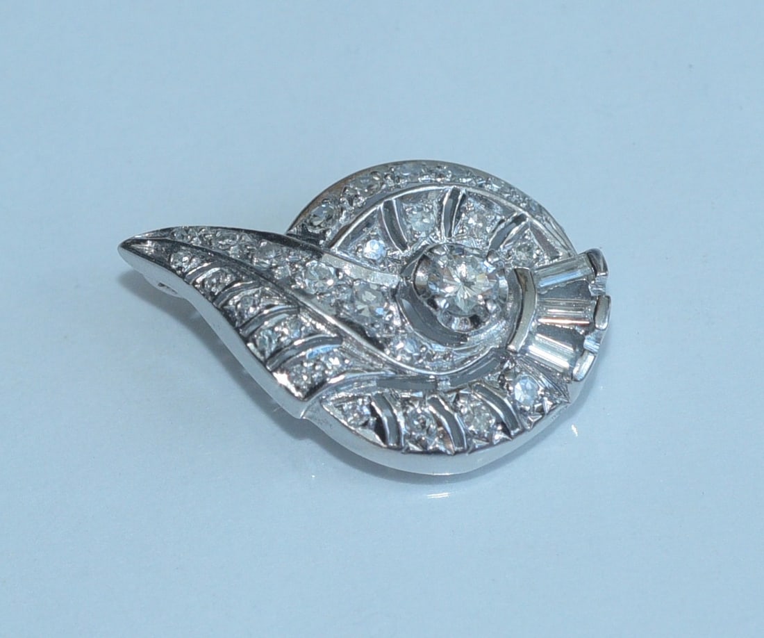 14k White Gold Diamond Pendant: 14k White Gold Diamond Pendant 1" x 5/8" pendant weight is 2.9 grams gross not marked, but tests 14k IN HOUSE SHIPPING within the Continental USA $15. DURING CHECKOUT, CHOOSE "ARRANGE MY OWN SHIPPING"