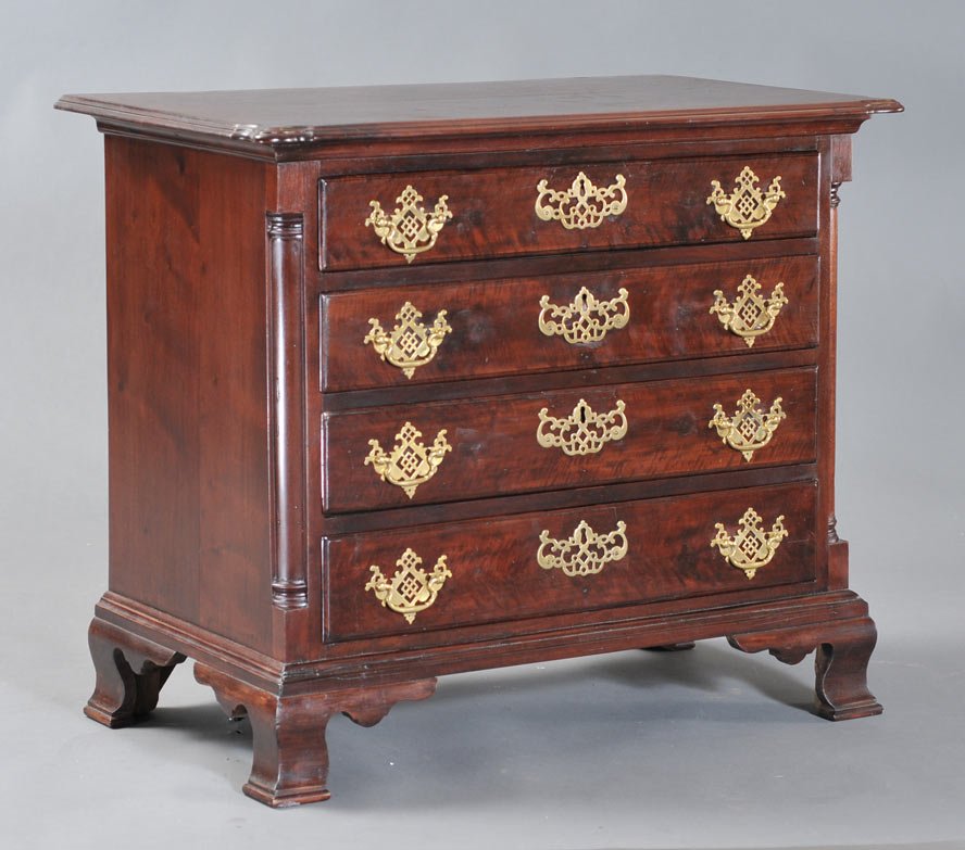 Chippendale Graduated Chest of Drawers: Pennsylvania with ogee feet and overhanging top with notched corners, assembled from antique parts 31" case width, 29 3/4" high, 20 1/2" deep estimate 1000/1500 Buyer is responsible for arranging 3rd 