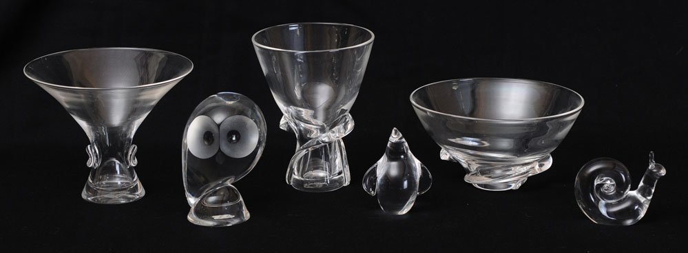 Group of Steuben Crystal (6): including owl, snail and penguin, estimate 300/500