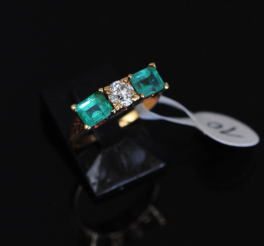 18k Gold Emerald and Diamond Ring (1 of 1)