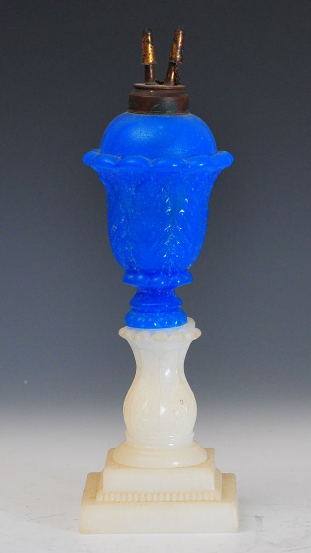 Sandwich Glass Fluid Lamp (1 of 2)