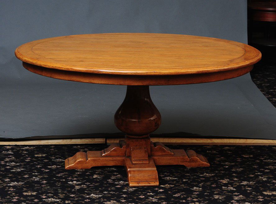 Baroque Style Oak Dining Table (1 of 2)