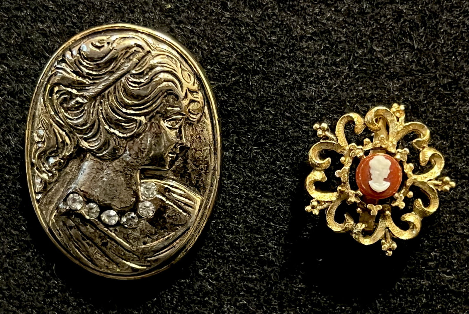 Locket Style Pin with Girl's Face & 1 Other (1 of 6)