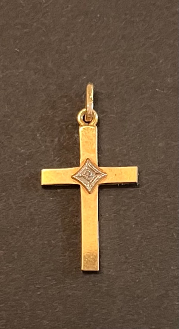 Gold Cross Pendant 10k (1 of 3)