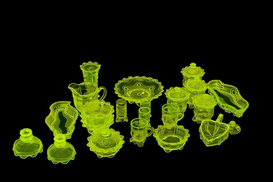 Greentown 'Dewey' Canary Uranium Glass (1 of 6)