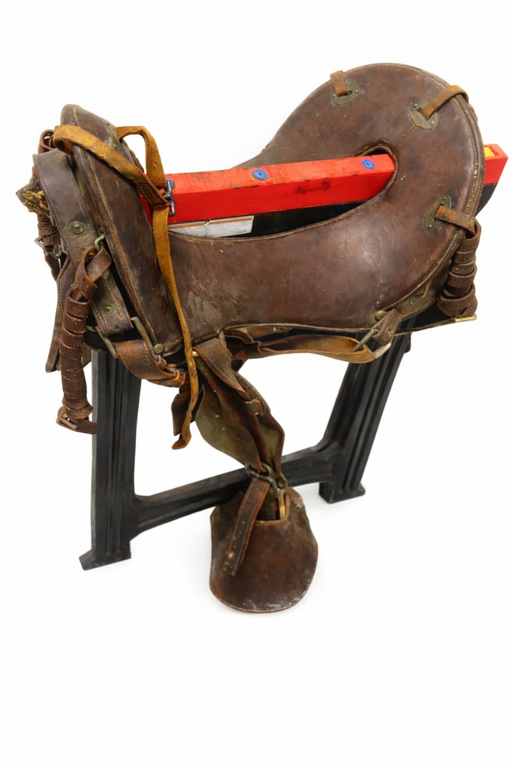 Vintage Western Leather Pack Saddle, Utah-Based Manufacturer, Mid-20th Century (1 of 5)