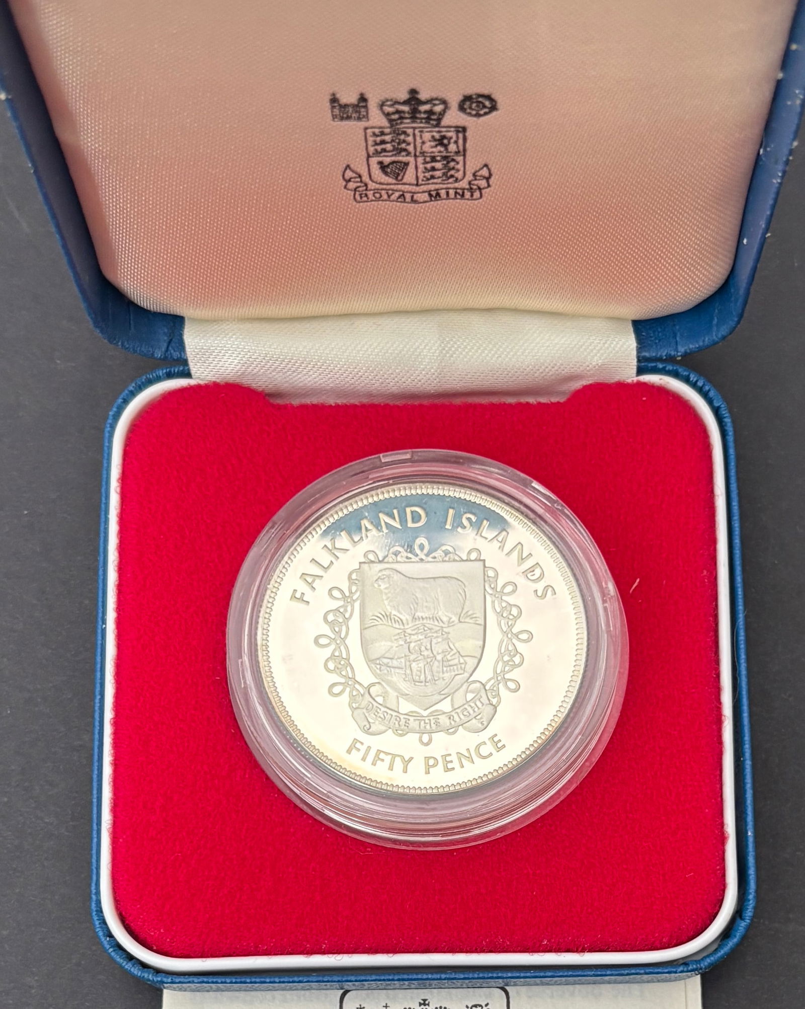 1977 Falkland Islands Silver Jubilee 50 Pence Sterling Silver Proof Royal Mint With Box: 1977 Falkland Islands Silver Jubilee commemorative fifty pence proof coin struck in sterling silver (.925 fine) by the Royal Mint to commemorate the 25th anniversary of the reign of Queen Elizabeth II