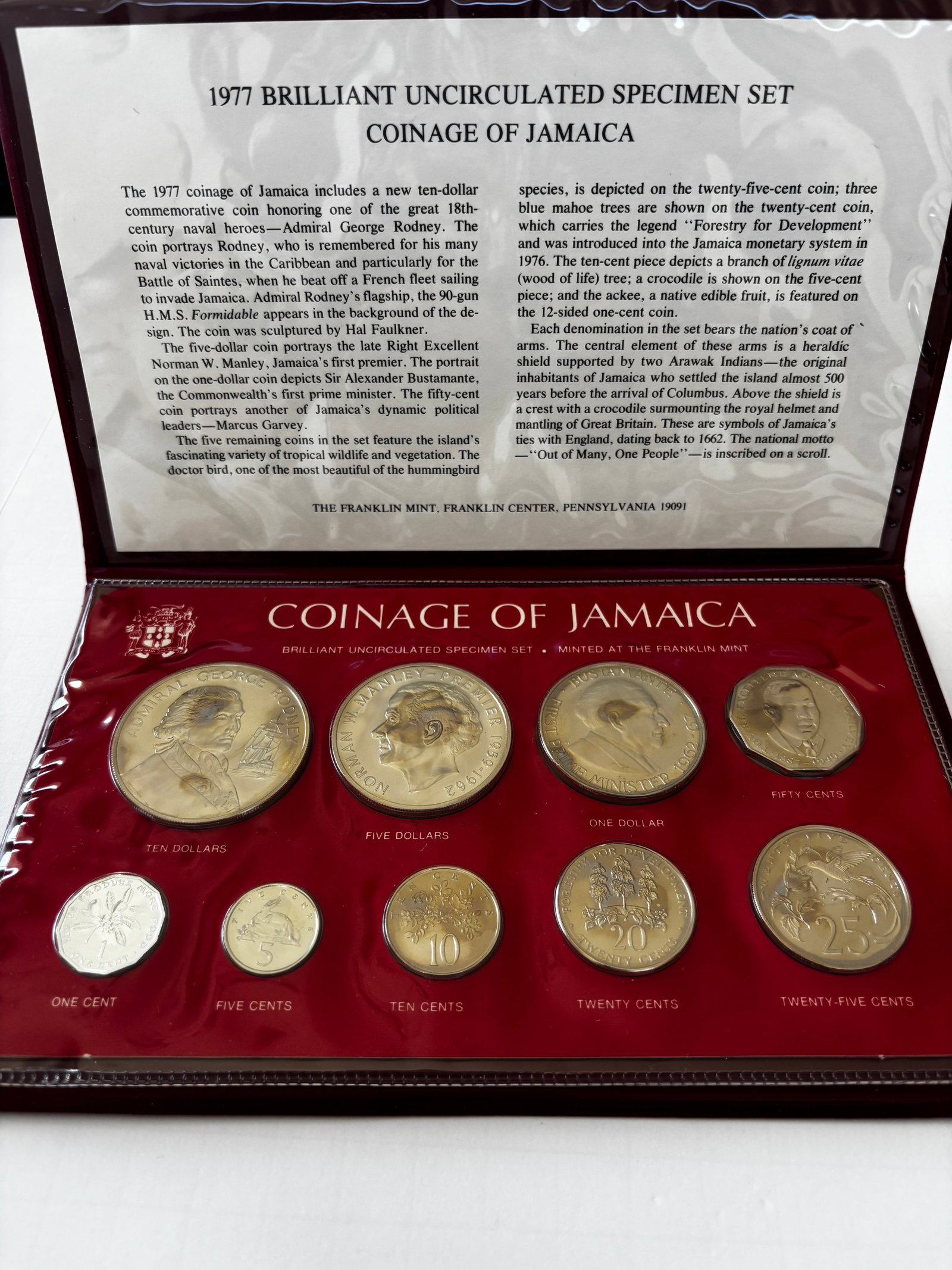 1977 Jamaica Specimen Set Franklin Mint: 1977 Jamaica “Coinage of Jamaica” brilliant uncirculated specimen set minted by the Franklin Mint, complete multi-coin set including $10, $5, $1, 50¢, 25¢, 20¢, 10¢, 5¢, and 1¢
