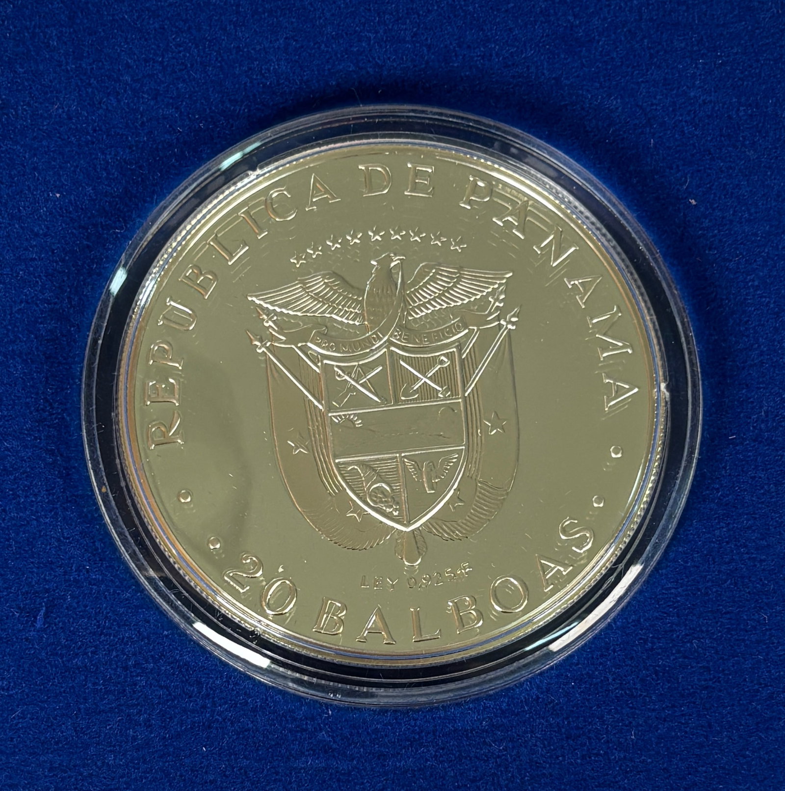 1975 Panama 20 Balboas Sterling Silver Proof Coin With COA And Case (1 of 4)