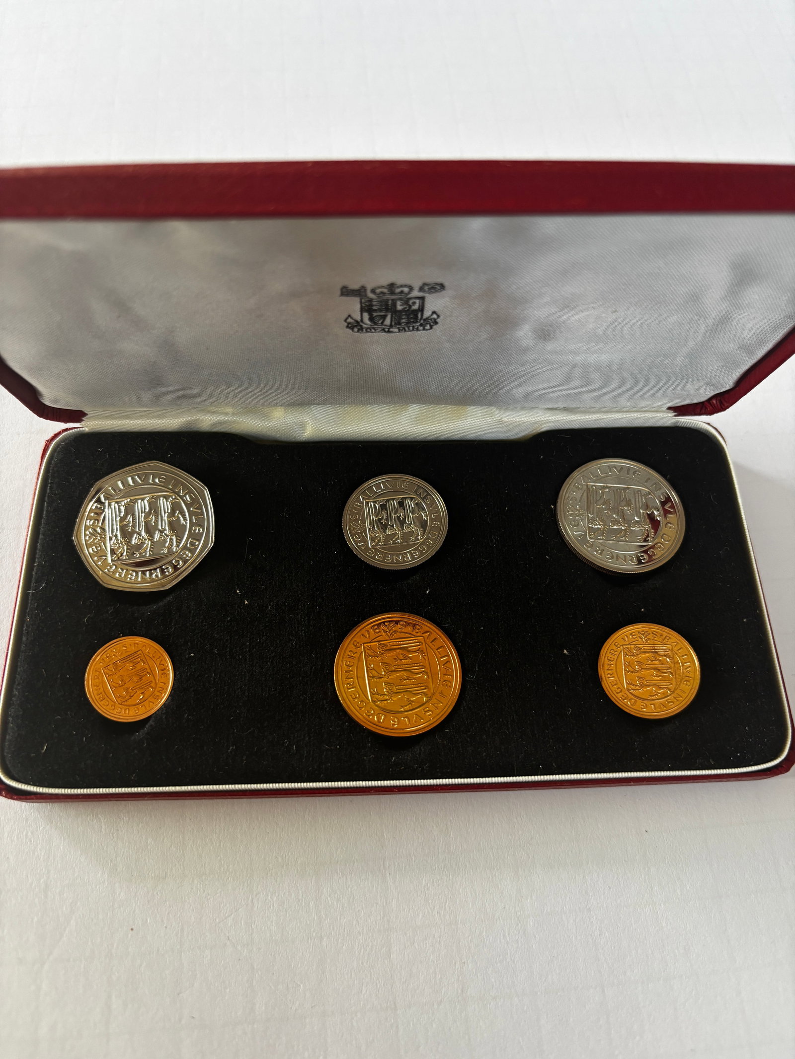 1971 Jersey Proof Coin Set: 1971 Jersey six-coin proof set issued by the Royal Mint, first decimal coinage for Jersey featuring denominations 50 New Pence, 10 New Pence, 5 New Pence, 2 New Pence, 1 New Penny, and 1/2 New Penny, 
