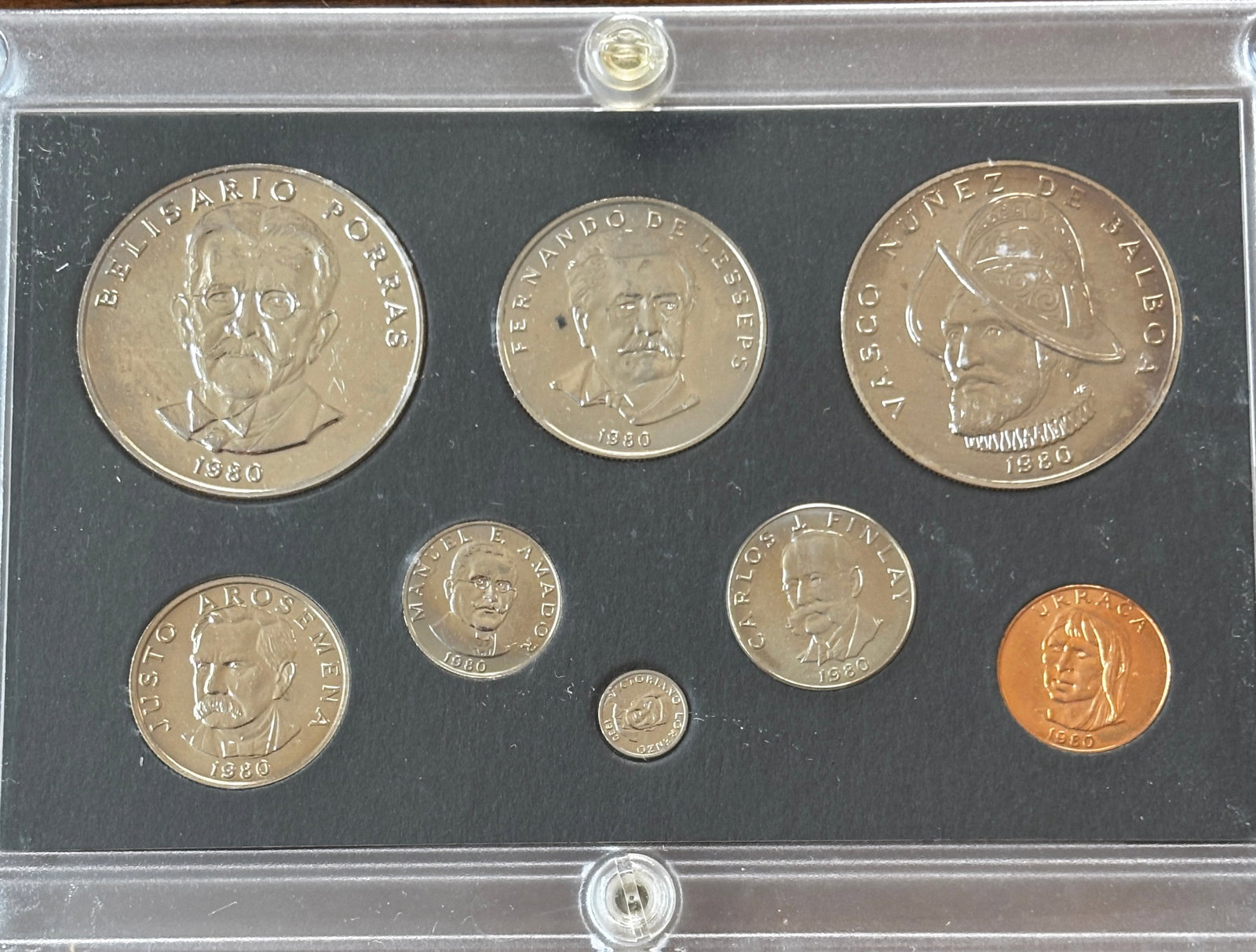 1980 Republic of Panama Uncirculated Coin Set in Original Case and Box: Official 1980 Republic of Panama uncirculated coin set housed in the original hard plastic display case with original presentation box. Includes seven coins ranging from the fractional centesimo denom